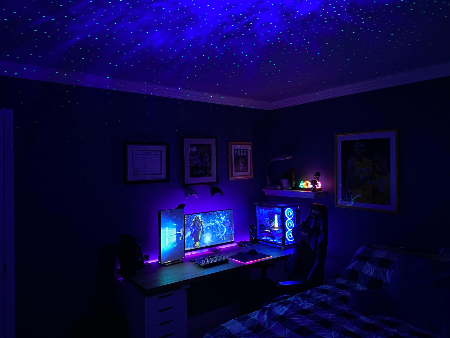 Galaxy Void™ Astronaut Projector